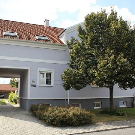 Appartement Berni Strebersdorf Екстериор снимка